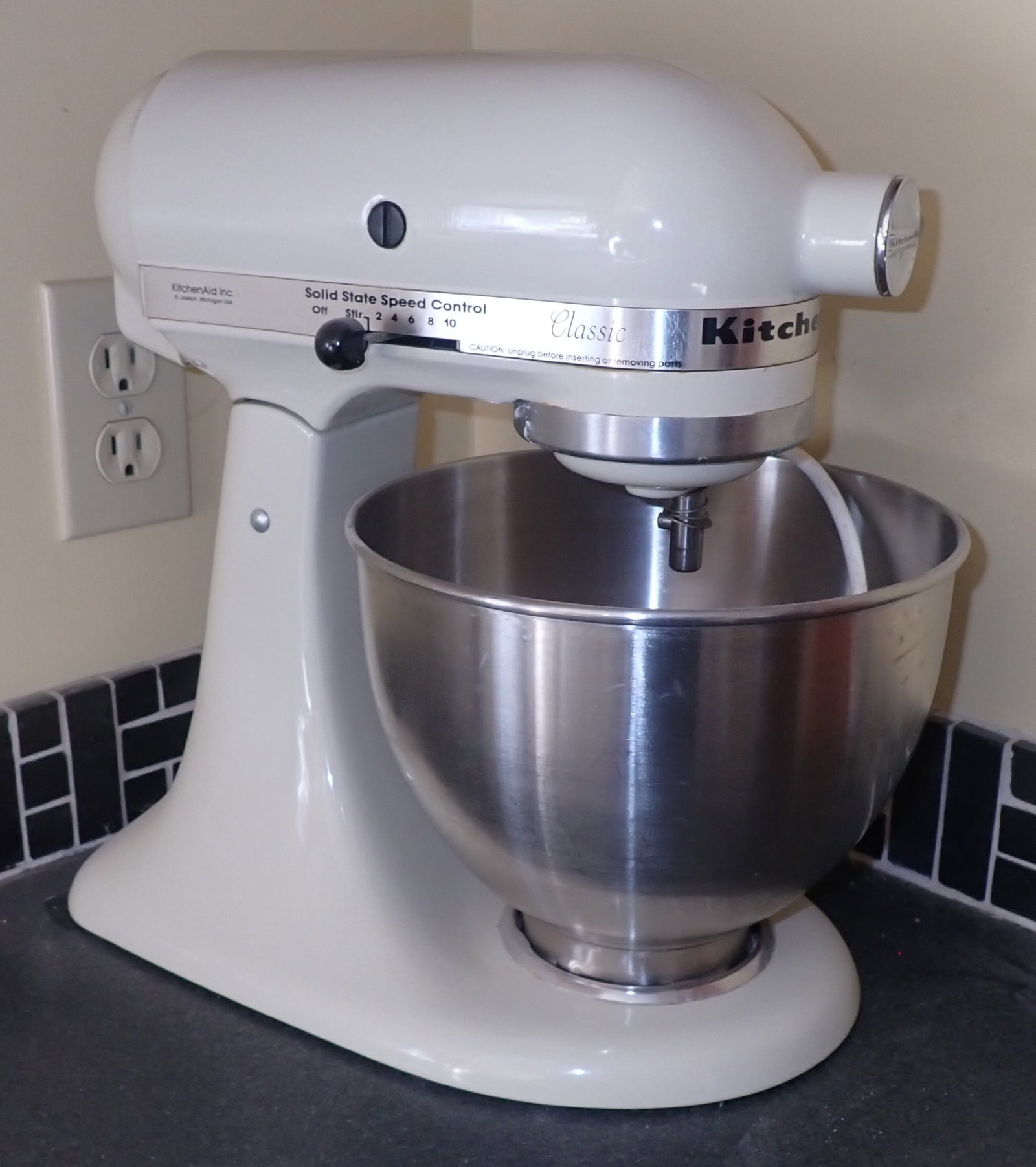 KitchenAid Class K45SS Stand Mixer: No in house shipping !