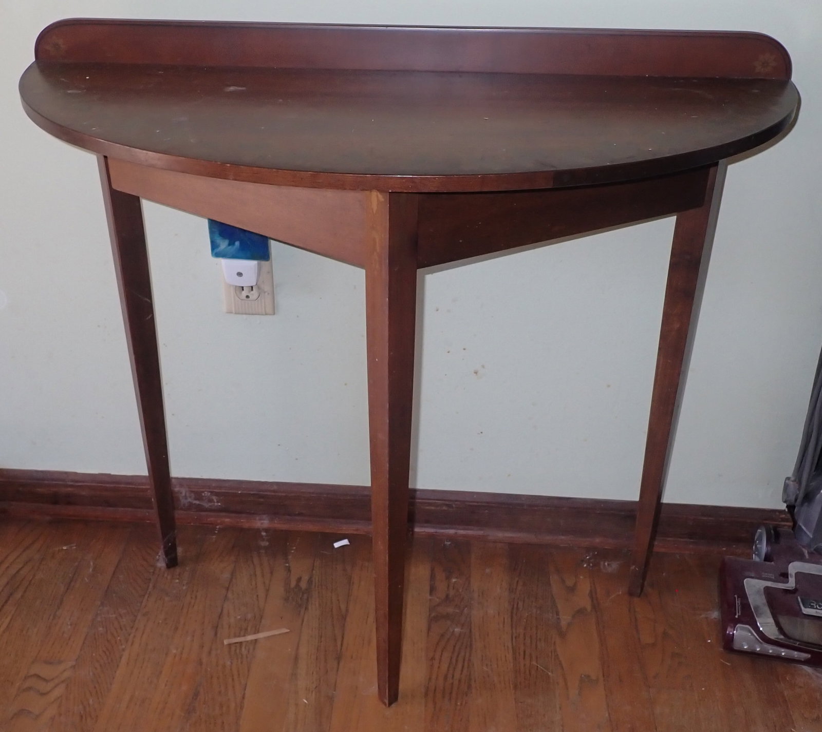 Leaf Stenciled Hall Stand: Approx 13" x 33" x 30 1/4" tall. No in house shipping !