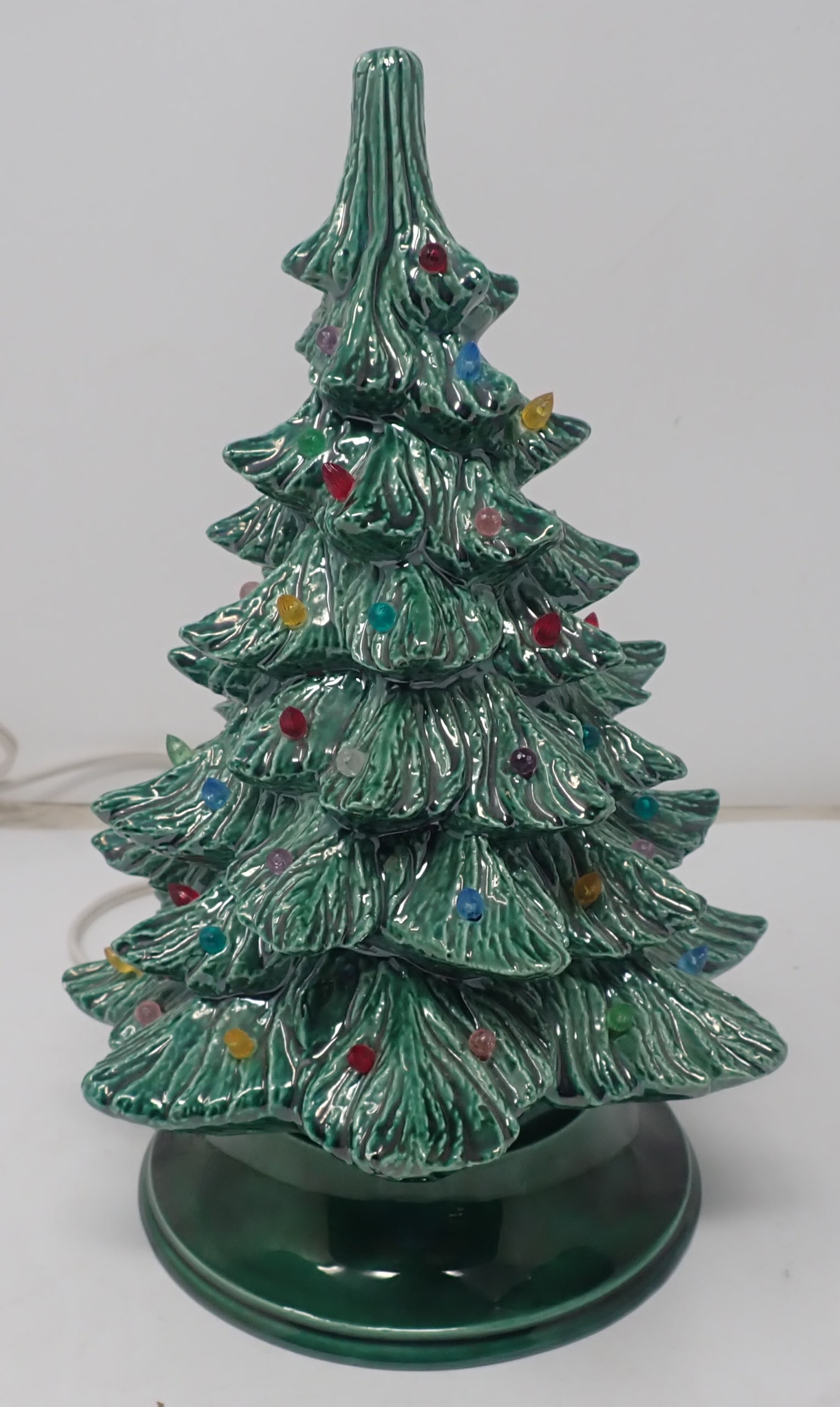 1977 Nowell's Mold Ceramic Christmas Tree: Apprx 10" tall. Shipping available