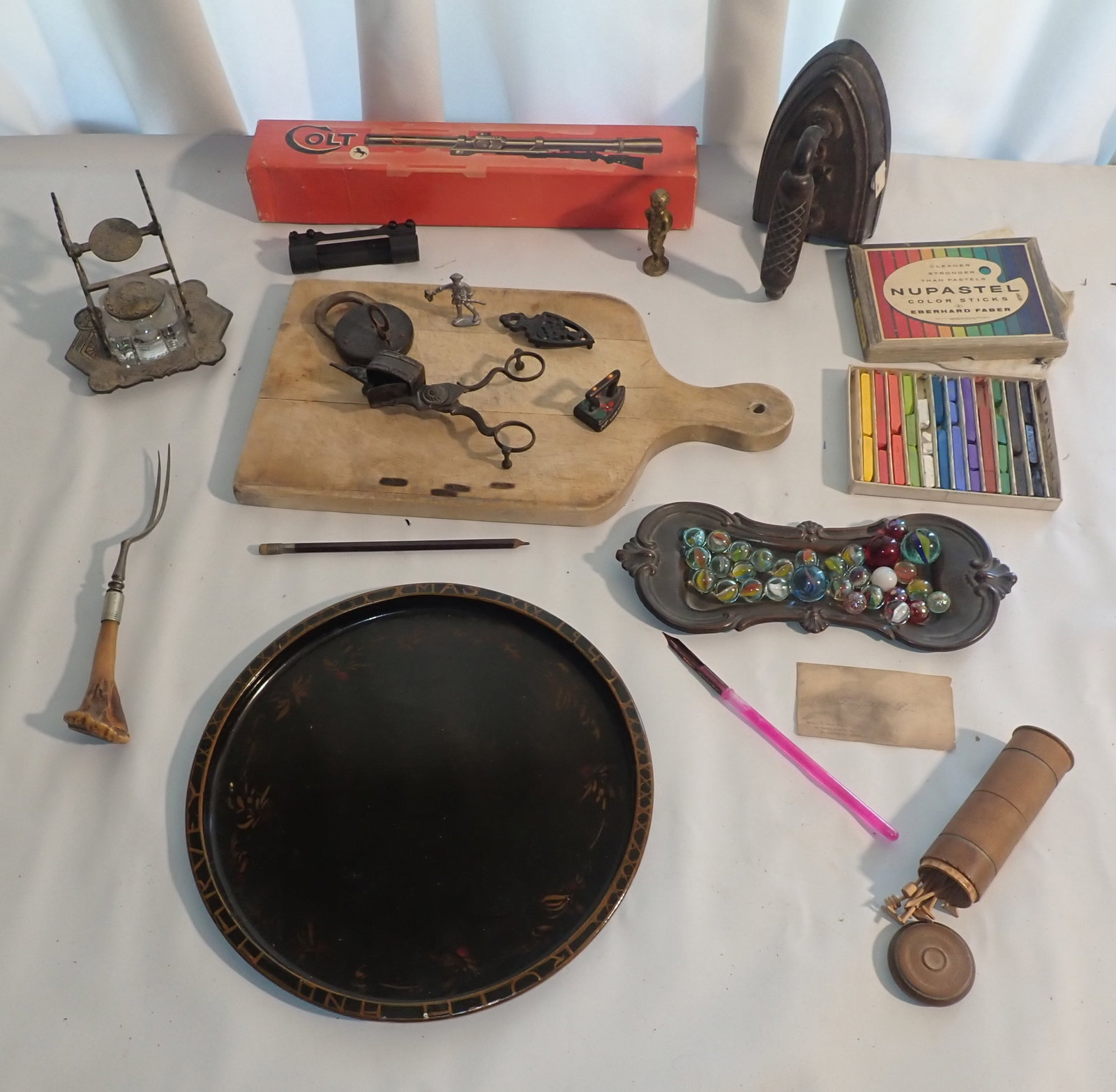 1949 Xmas Toleware Tray, Candle Snuffers, Stag Handle Fork & Misc (1 of 13)
