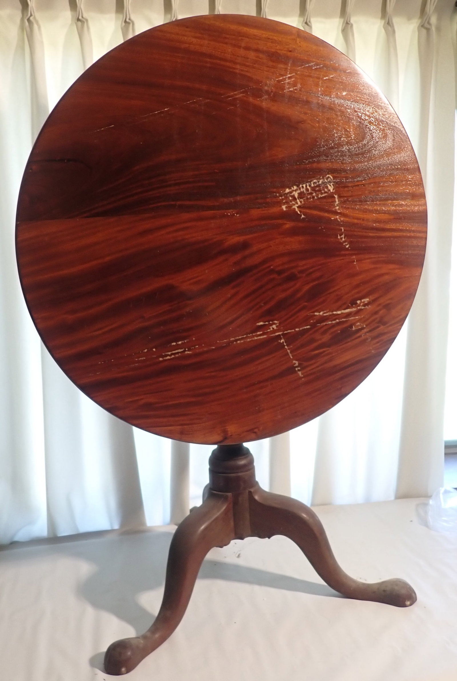 Mahogany Tilt Top Table (1 of 11)