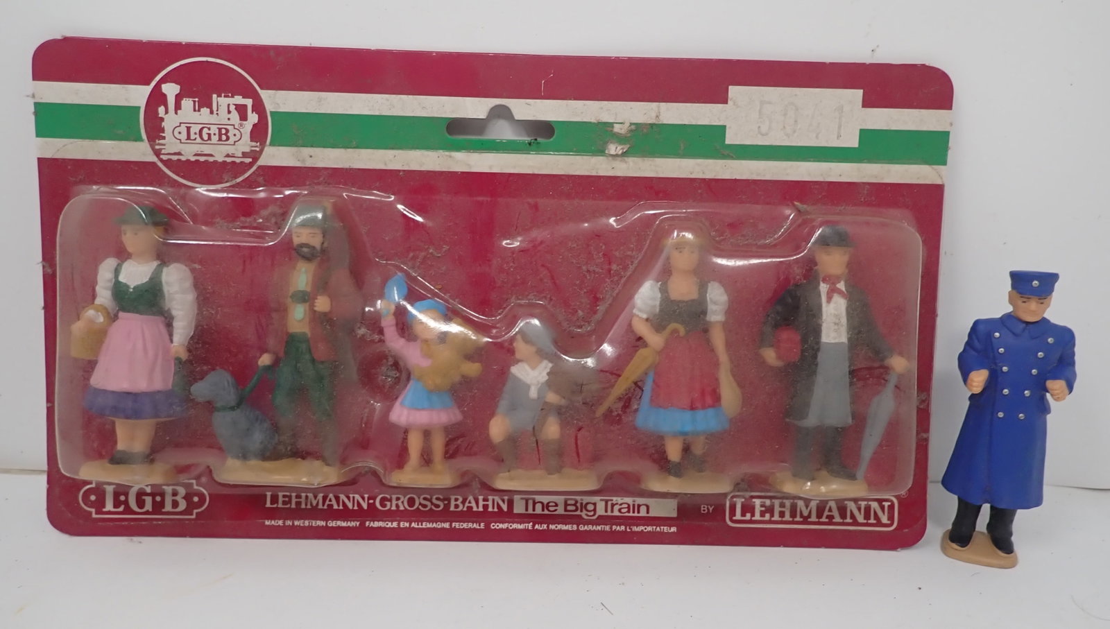 LGB Train Figures: Shipping available
