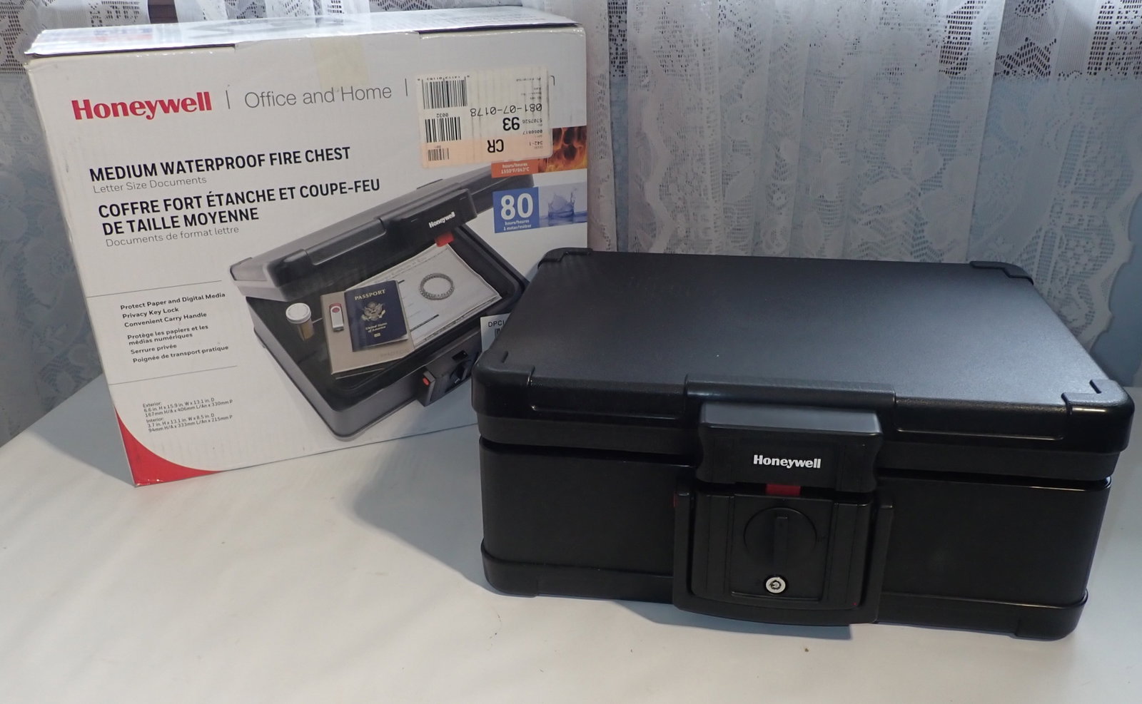 Honeywell Medium Waterproof Fire Chest (1 of 4)