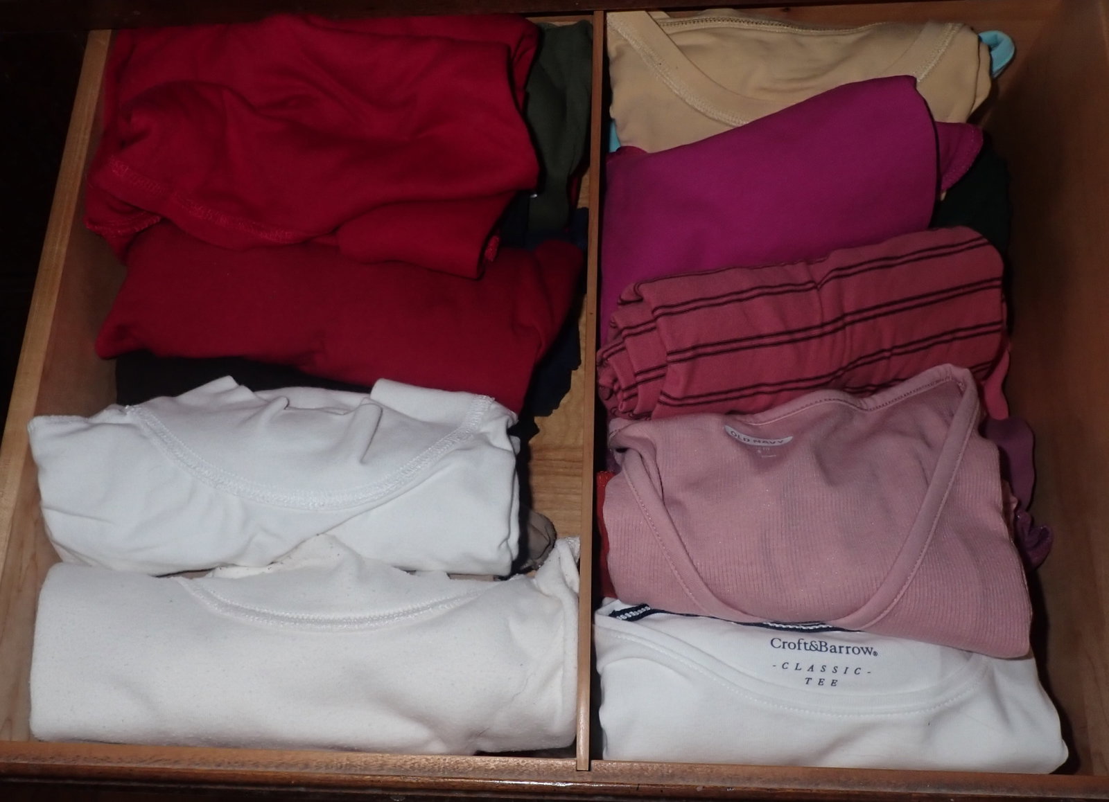Croft & Barrow, Old Navy, Christpoher & Banks, Misc Clothing: Sizes we noticed were Small. We will ship this lot, but keep in mind it is a lot of weight for postage.