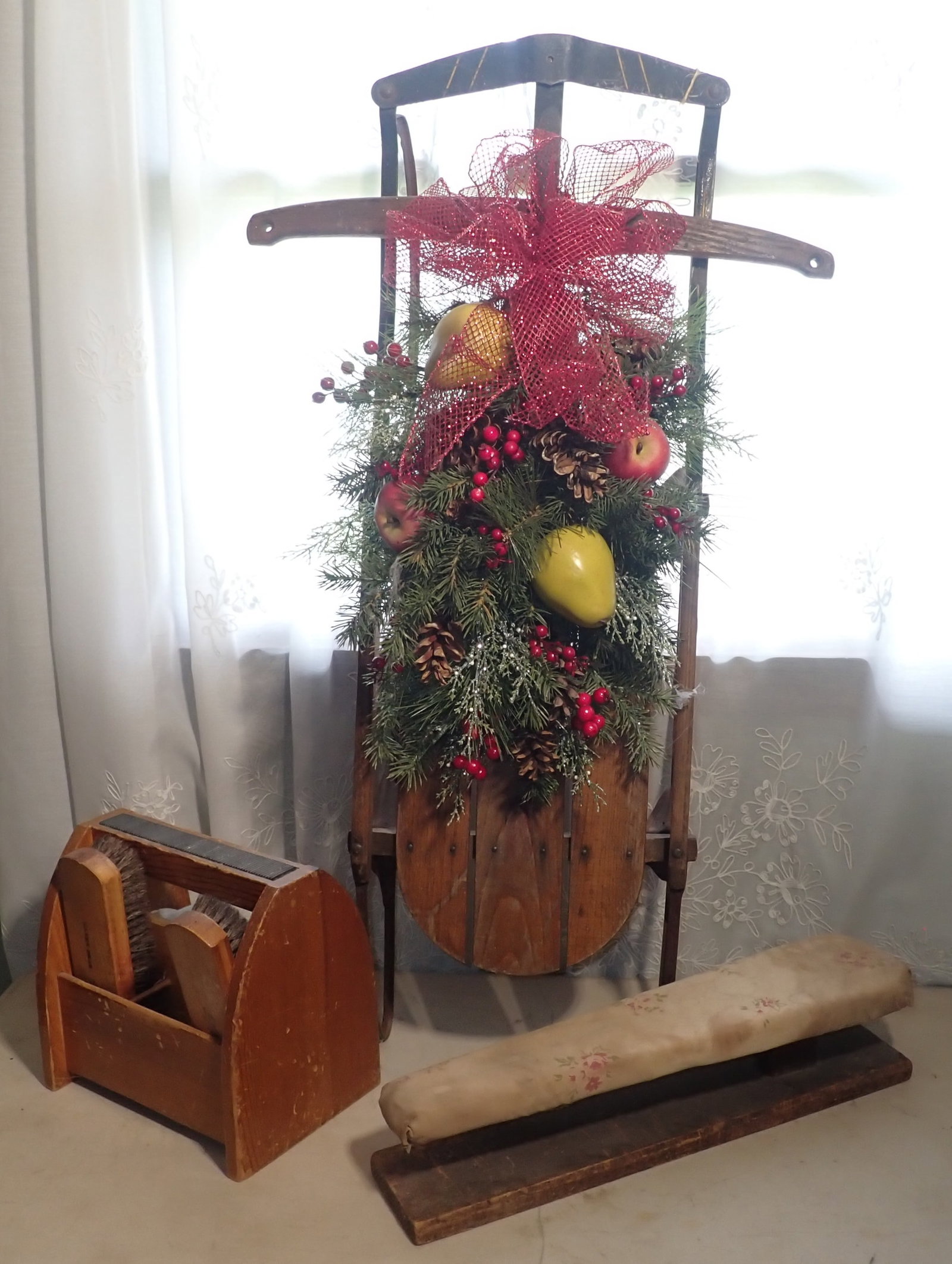 Flexible Flyer No. 37 Airline Ace Sled, Shoe Shine Kit (1 of 5)