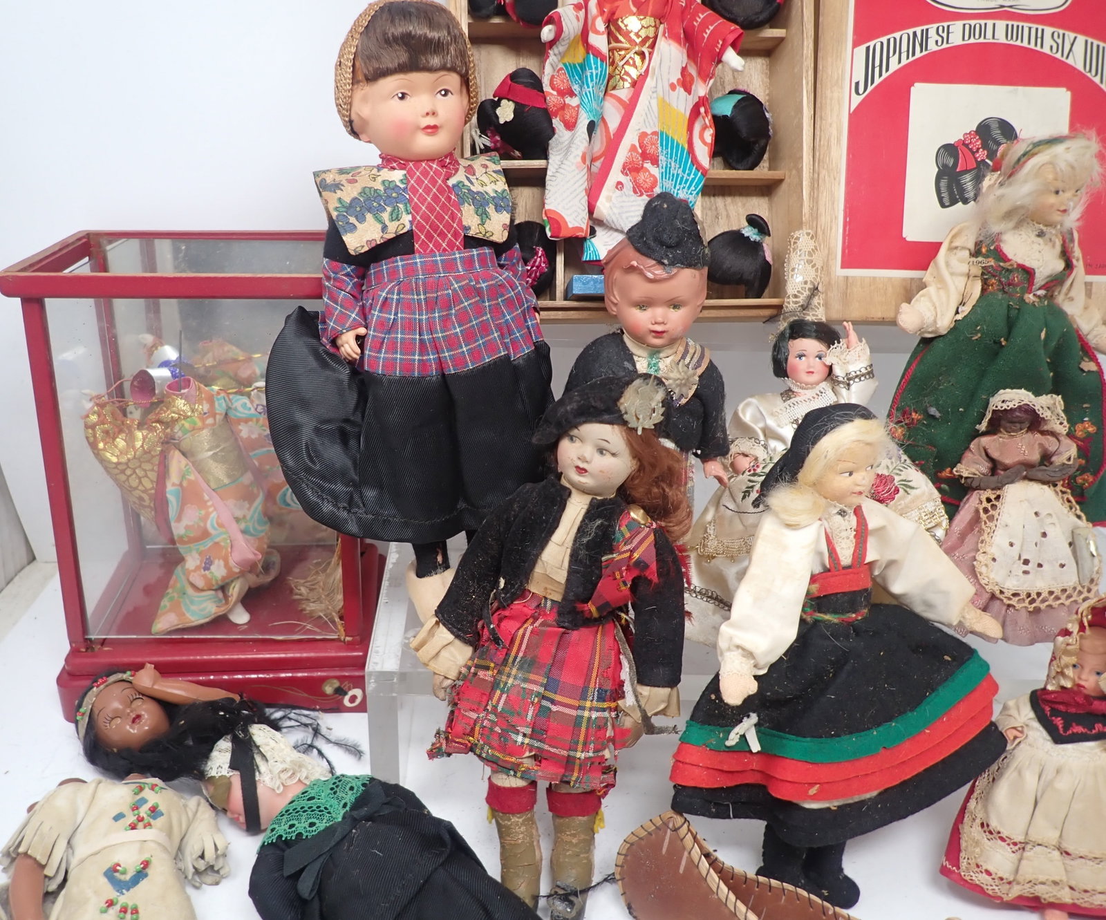Dolls - 5