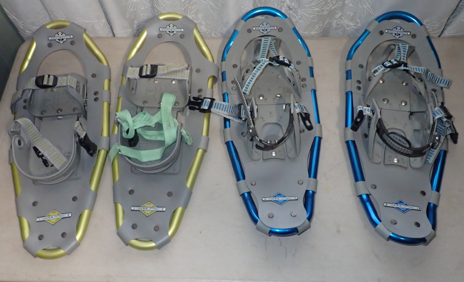 LL Bean Winter Walker 21 Snowshoes: Shipping available