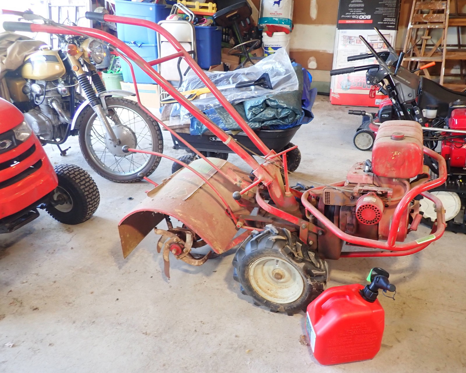 Troy Bilt Tiller (1 of 6)