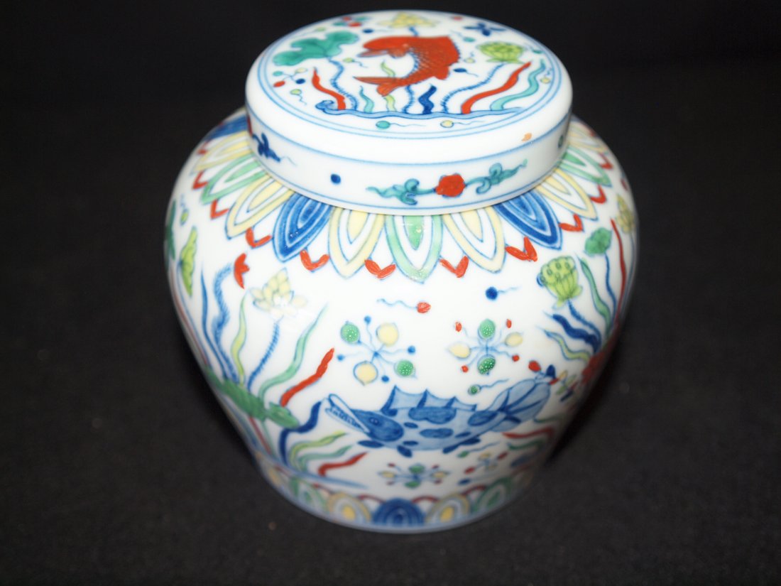 Doucai Ginger Jar with Markings: Size: 5 X 5.5 inches