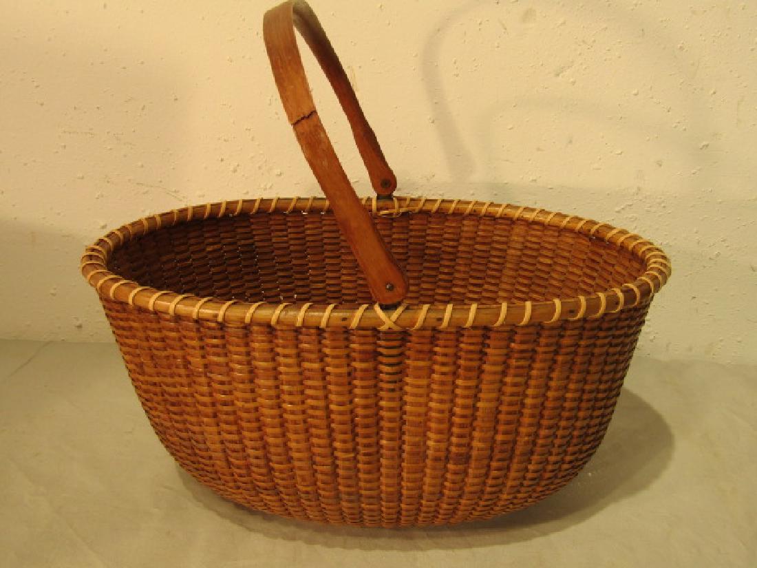 LARGE OVAL NANTUCKET BASKET Oct 15, 2017 Americana Auctions in MA