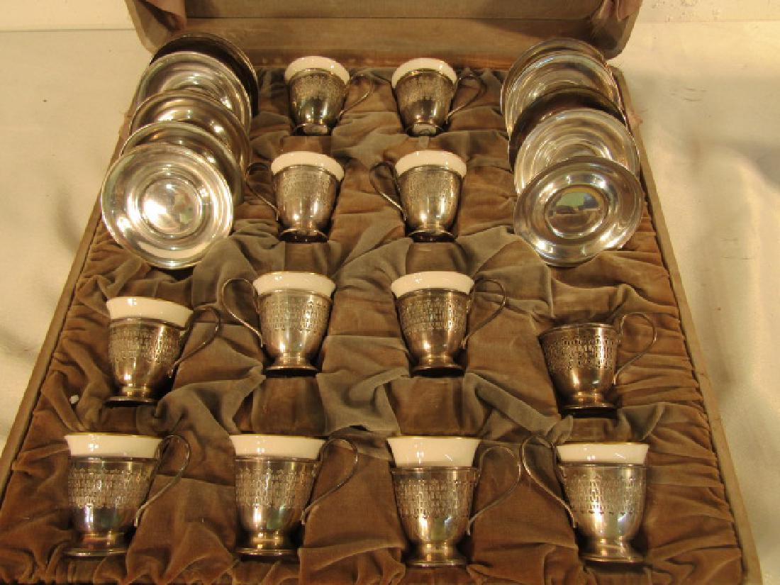 SET 12 LENOX & STERLING CUPS (1 of 2)