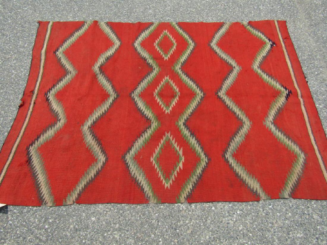 ANTIQUE NAVAJO RUG (1 of 4)
