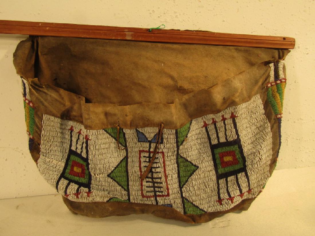 19TH C. PLAINS BEADED BAG (1 of 3)