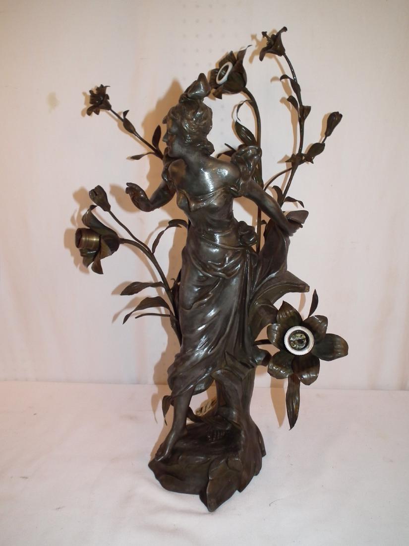 ANTIQUE FIGURAL LAMP (1 of 2)