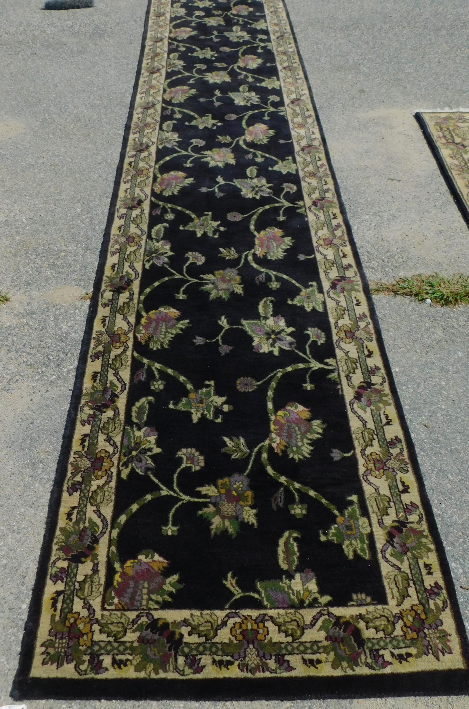 RUGMARK HAND MADE BLACK RUNNER (1 of 2)