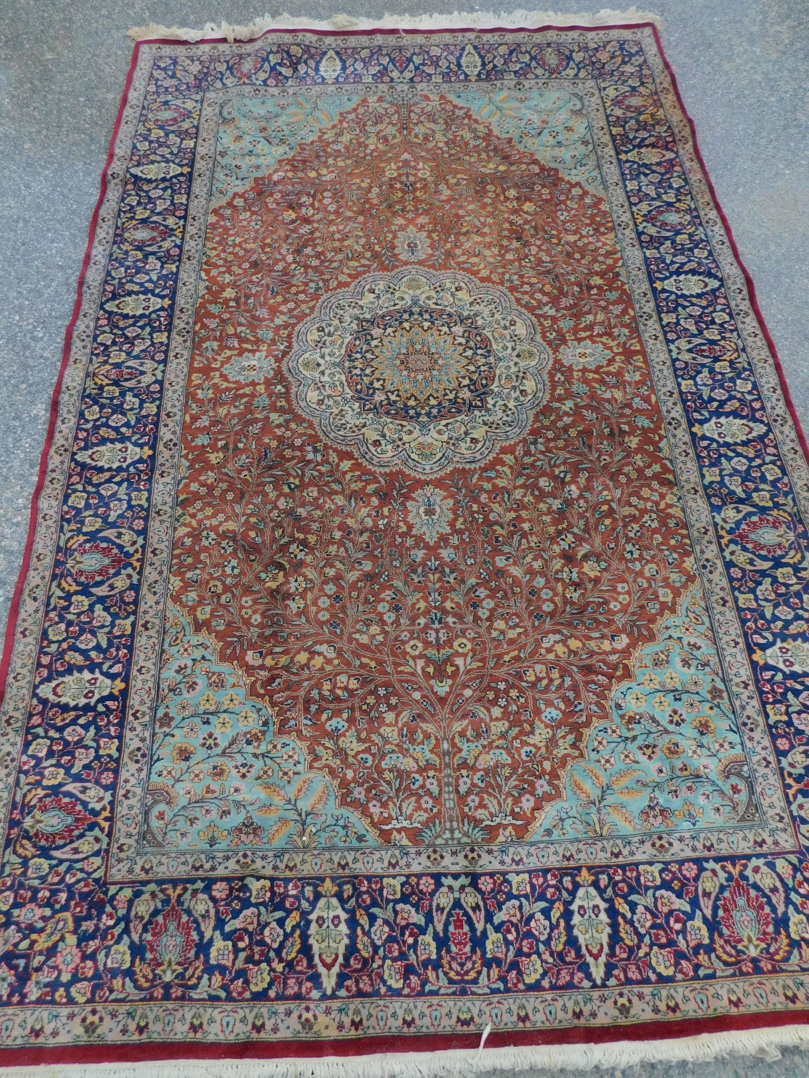 FINE VINTAGE TABRIZ CARPET (1 of 4)