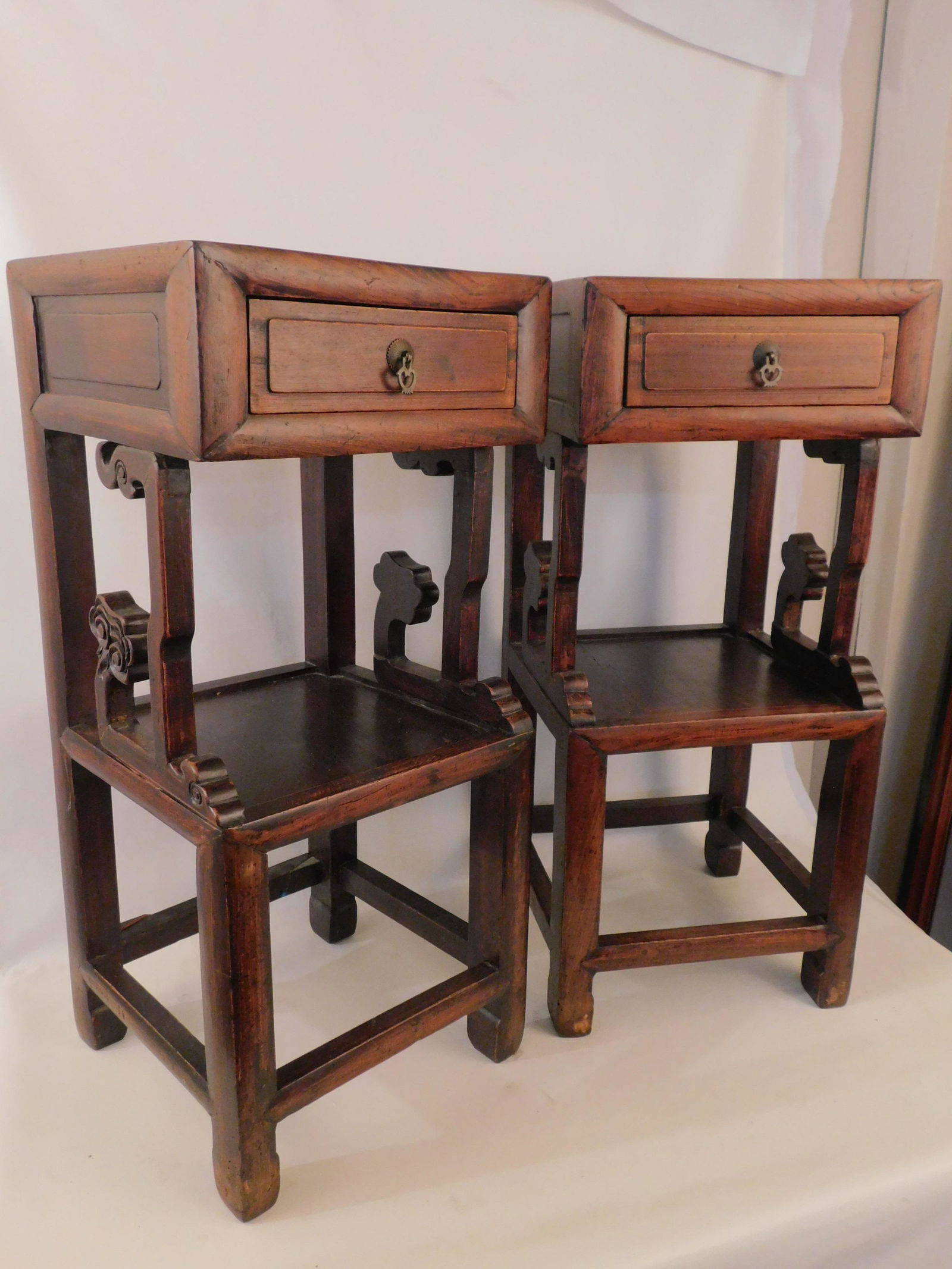 PAIR CHINESE TEAK NIGHT STANDS (1 of 3)