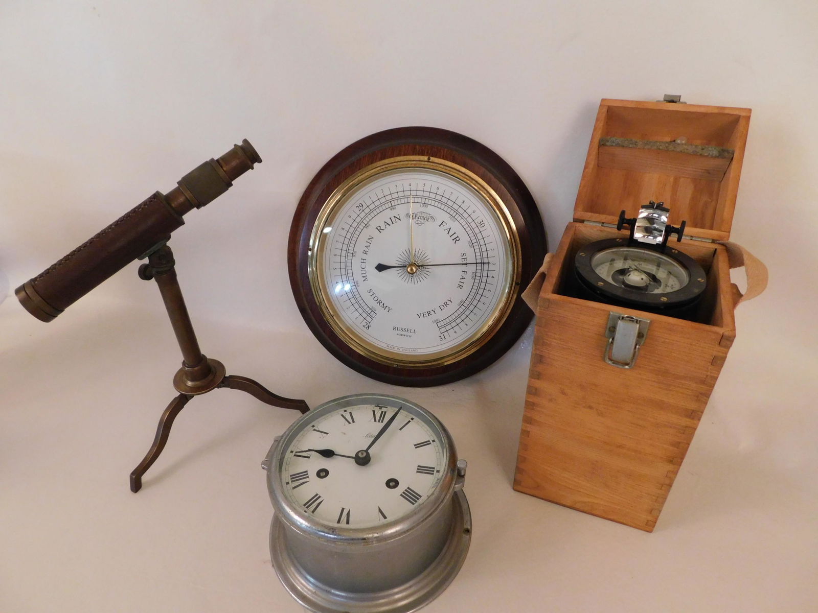 LOT MOSTLY NAUTICAL ITEMS (1 of 2)