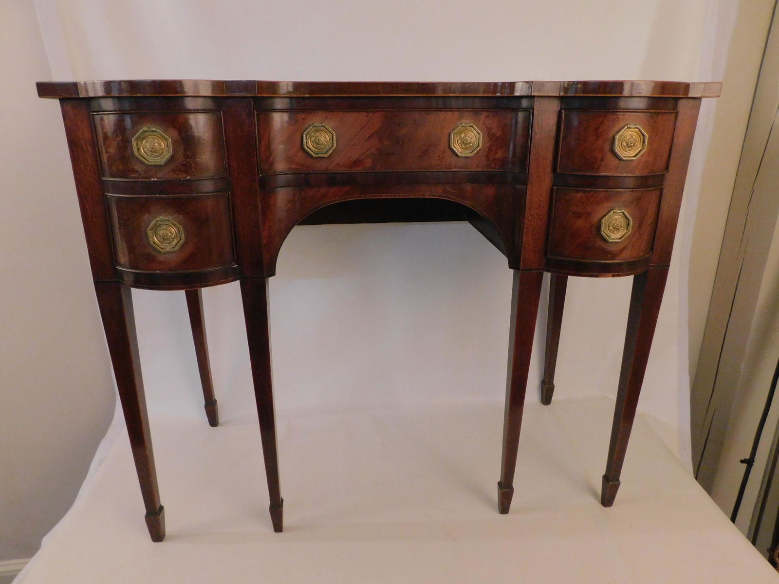 SMALL ANTIQUE HEPPLEWHITE SERVER (1 of 4)