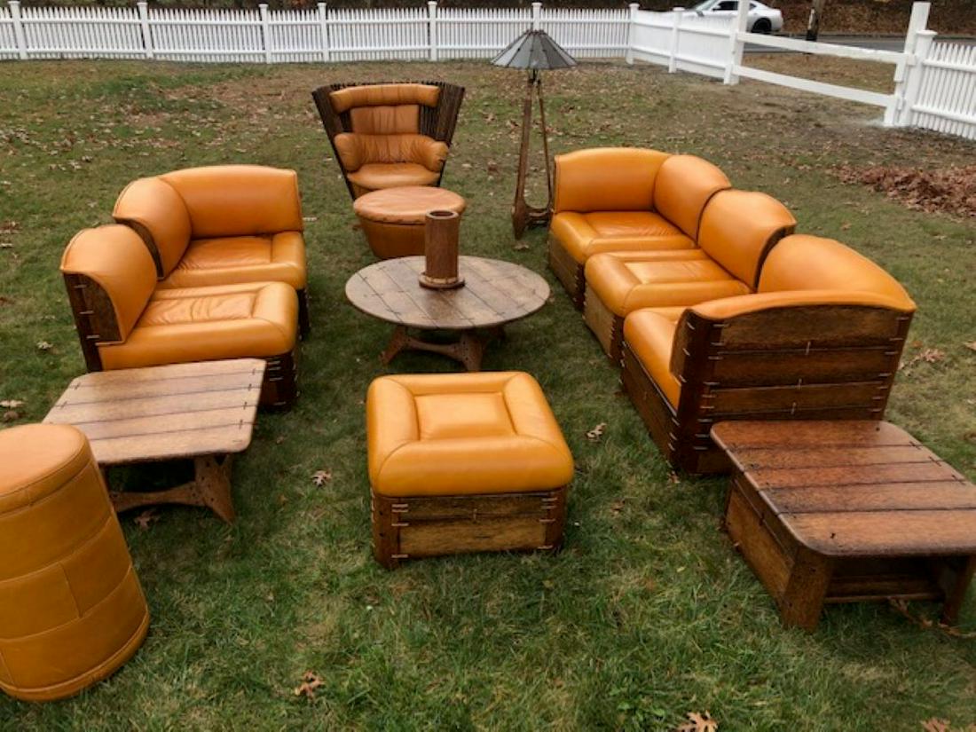 PACIFIC GREEN LEATHER 6 PIECE SECTIONAL SOFA: Pacific Green 6 piece palmwood and leather sectional sofa (SOFA pieces only - not other furniture in the main photo - see other lots). Corner sections 34 x 32 inches; sides 26 x 32 inches. Exceptional