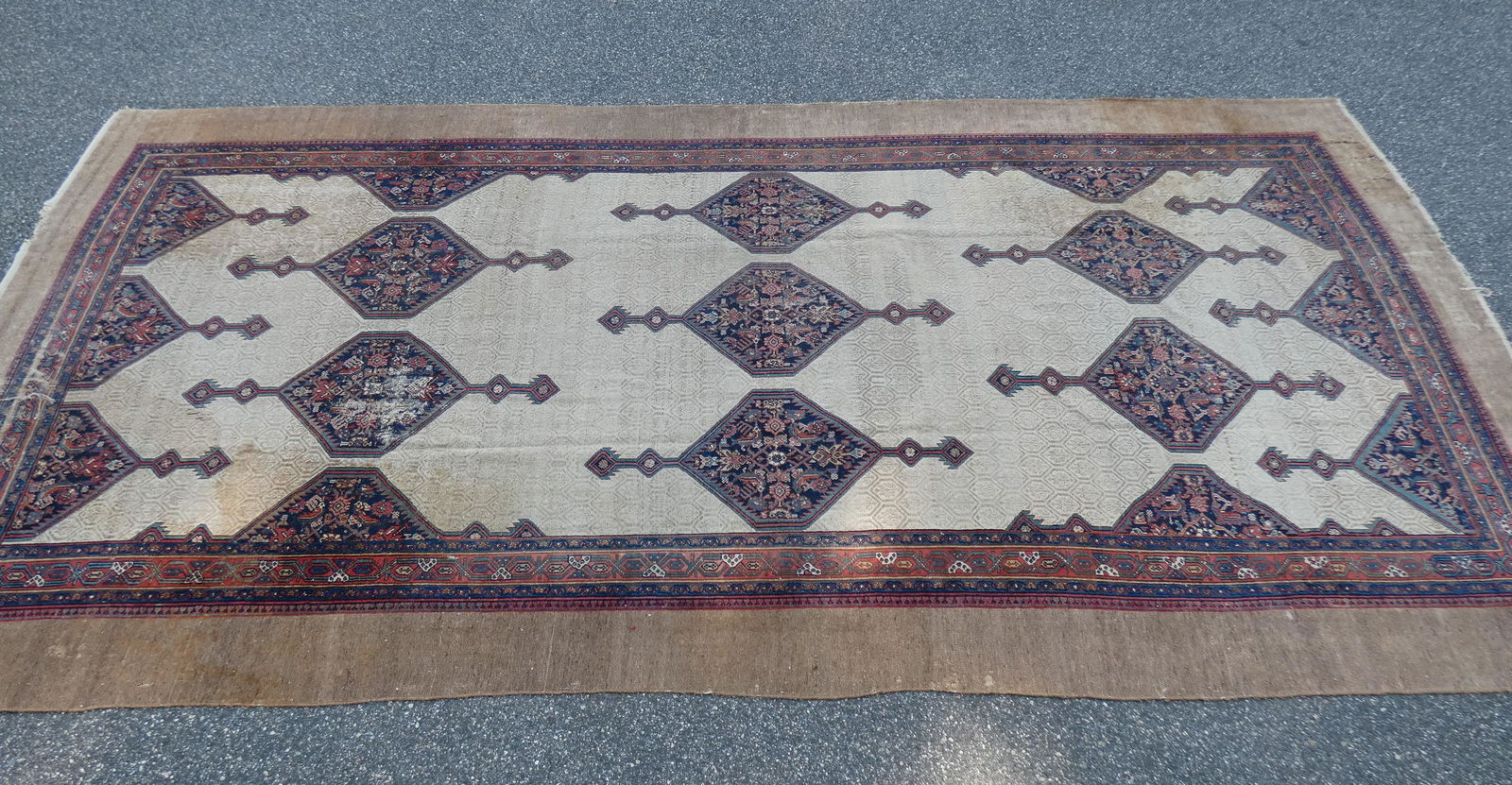 ANTIQUE CAMEL HAIR SERAB CARPET (1 of 5)