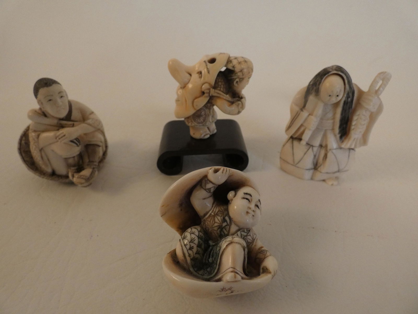 4 JAPANESE NETSUKES (1 of 2)