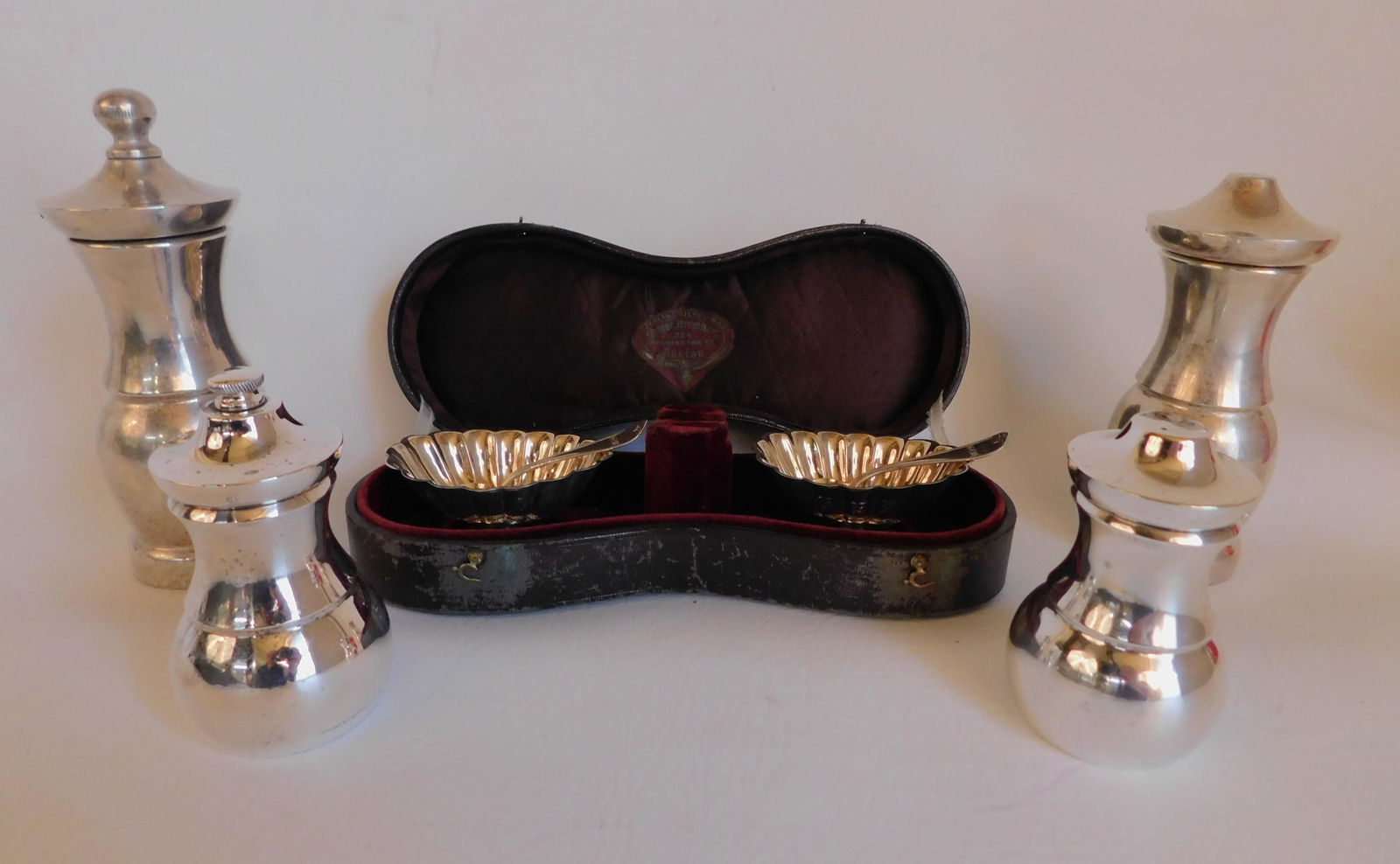 TIFFANY SHAKERS & SALTS (1 of 4)