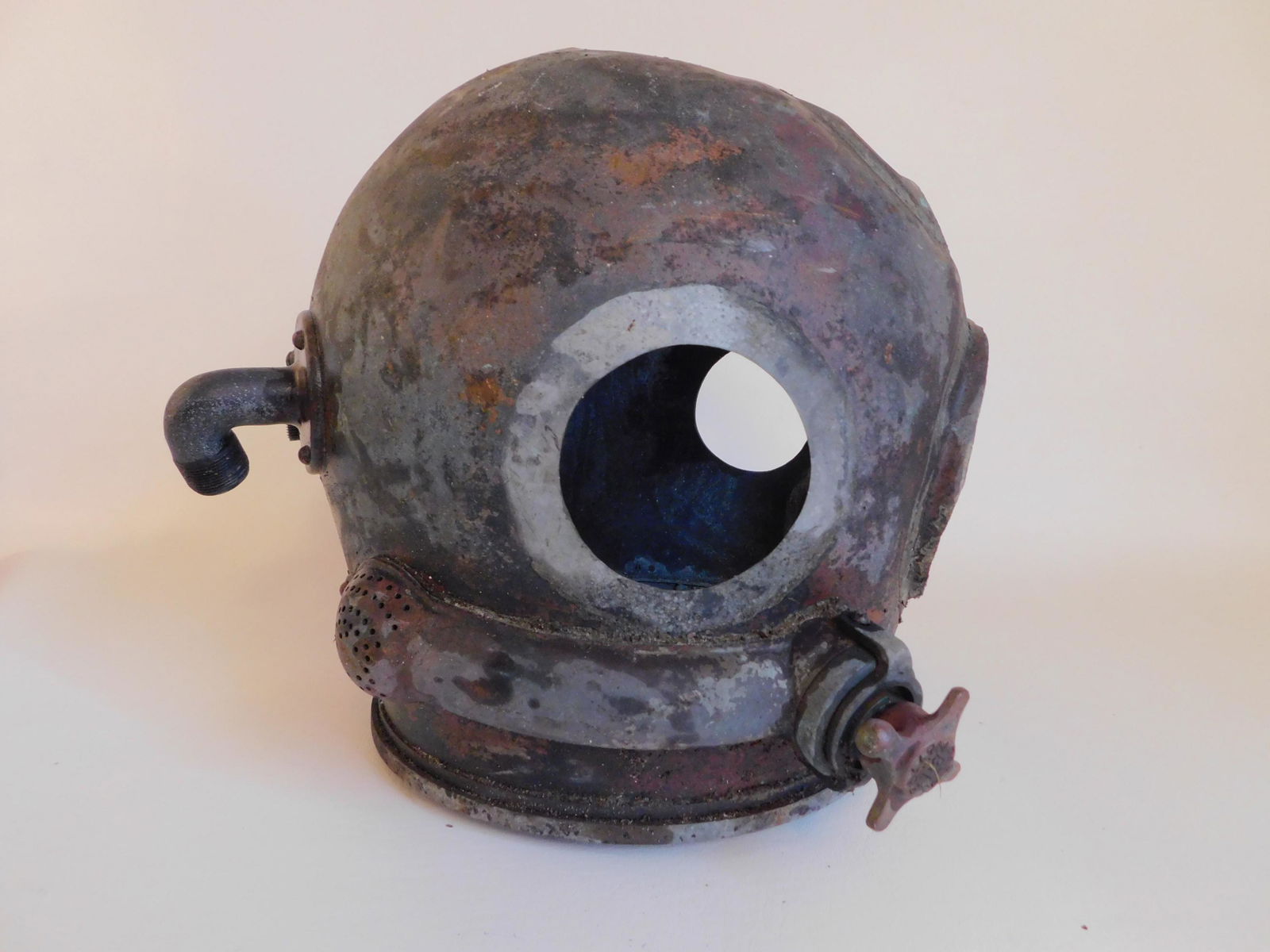 ANTIQUE BRONZE DIVING HELMET (1 of 5)