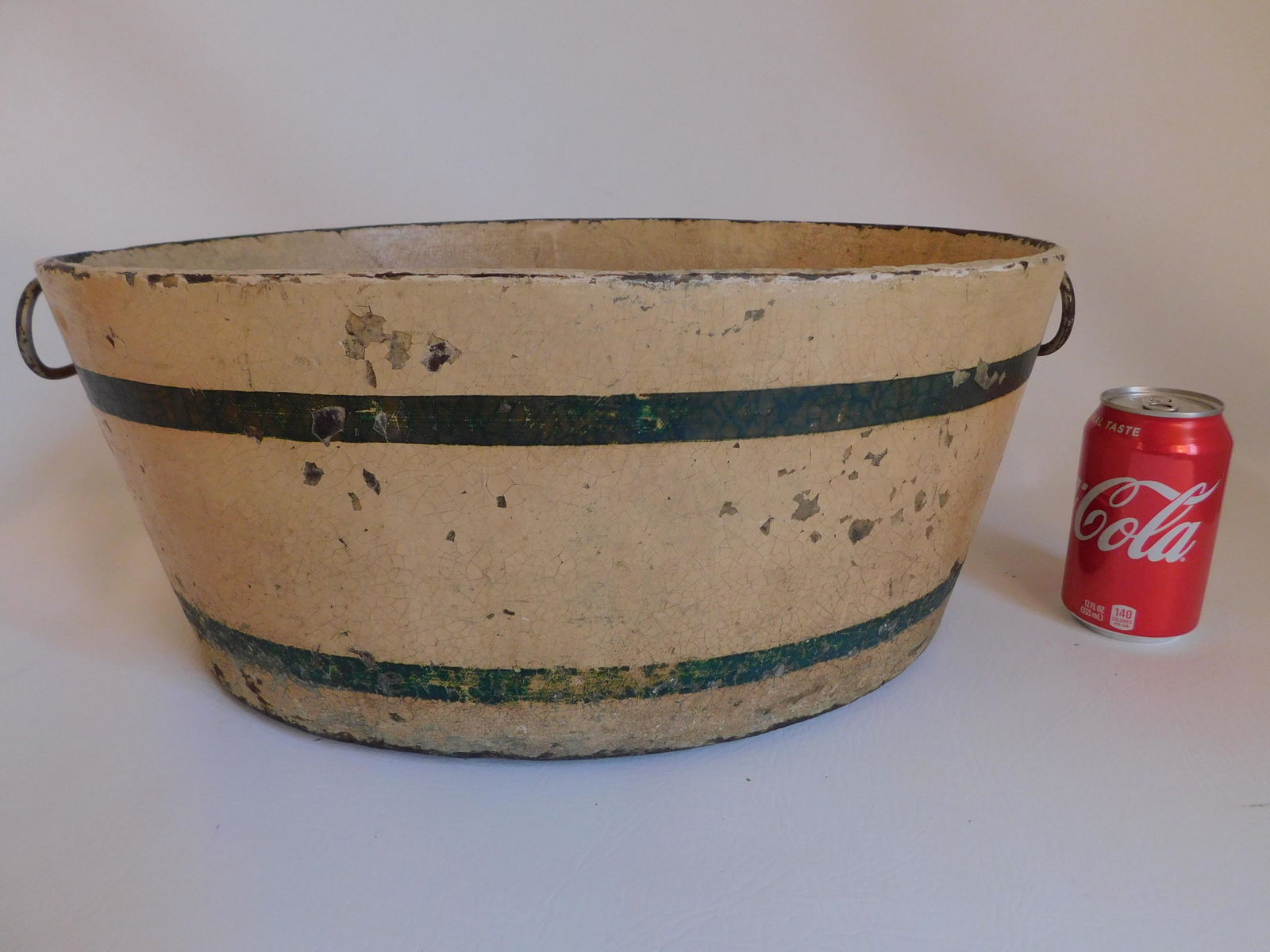 ANTIQUE SHIP WASH BUCKET (1 of 5)