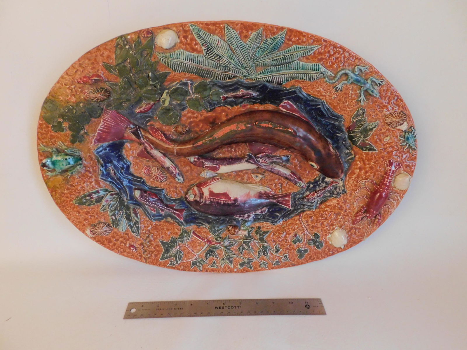 LARGE PALISSY WARE PLATTER (1 of 5)