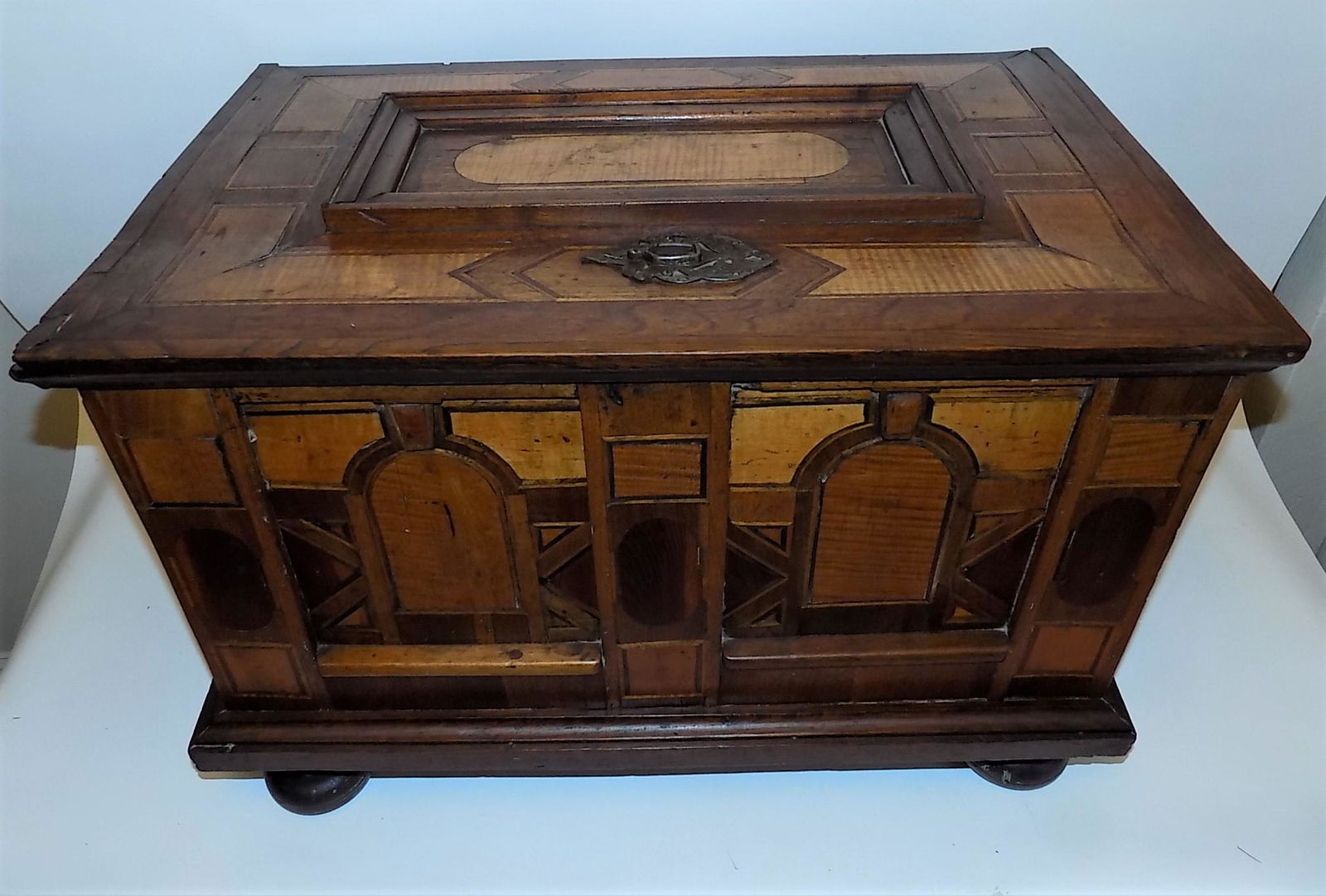 EARLY GERMANIC DOWRY CHEST (1 of 6)