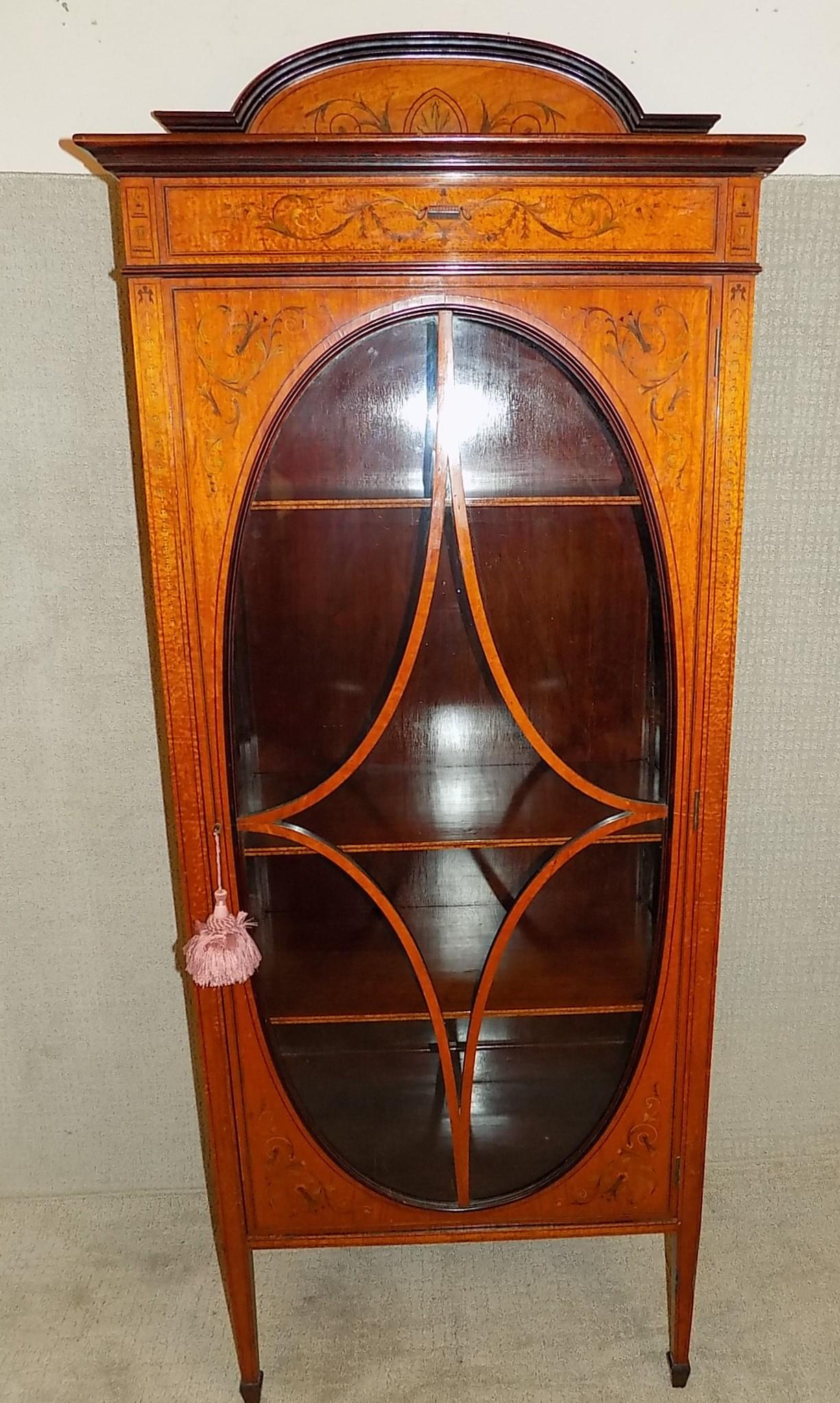 ADAMS STYLE GLASS CABINET (1 of 4)