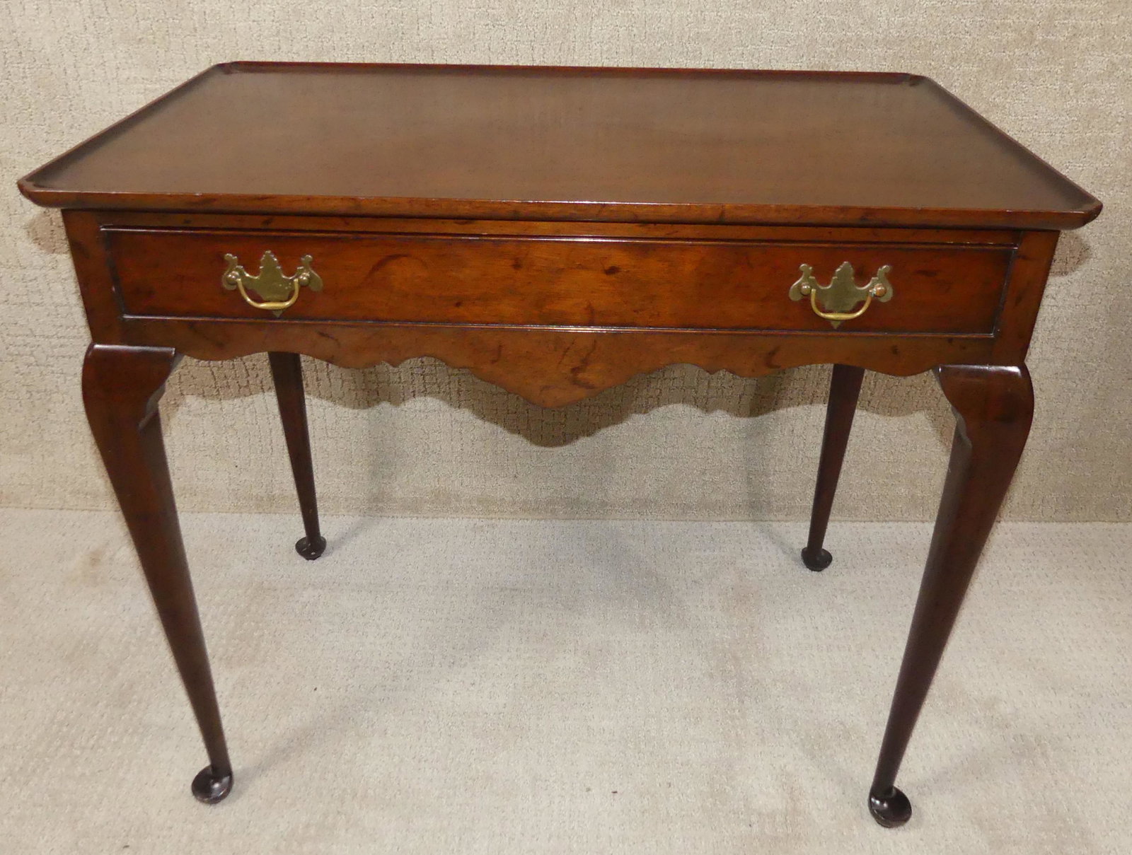 QUEEN ANNE 1 DRAWER TEA TABLE: Queen Anne mahogany custom made one drawer tea table with shaped apron. Size: 32.5 x 19.5 x 28.5 in tall.