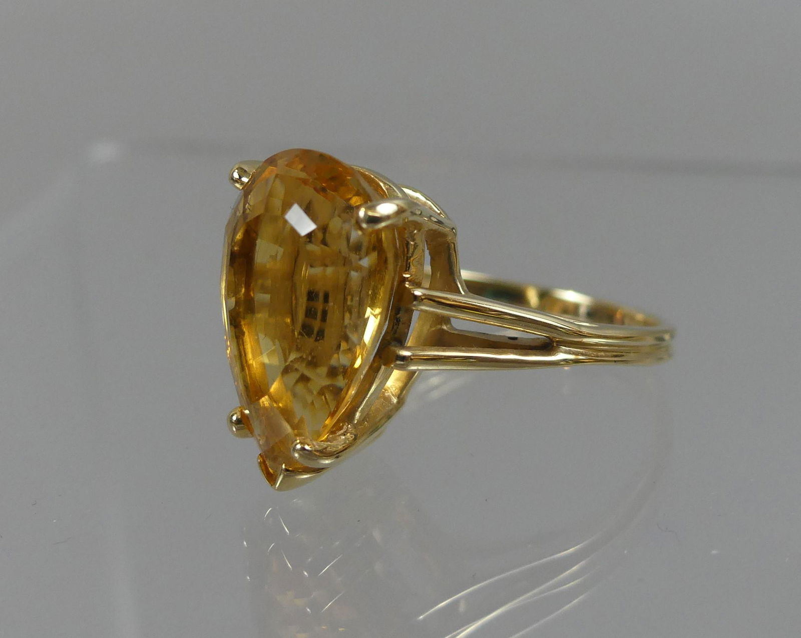 14K GOLD CITRON RING (1 of 3)