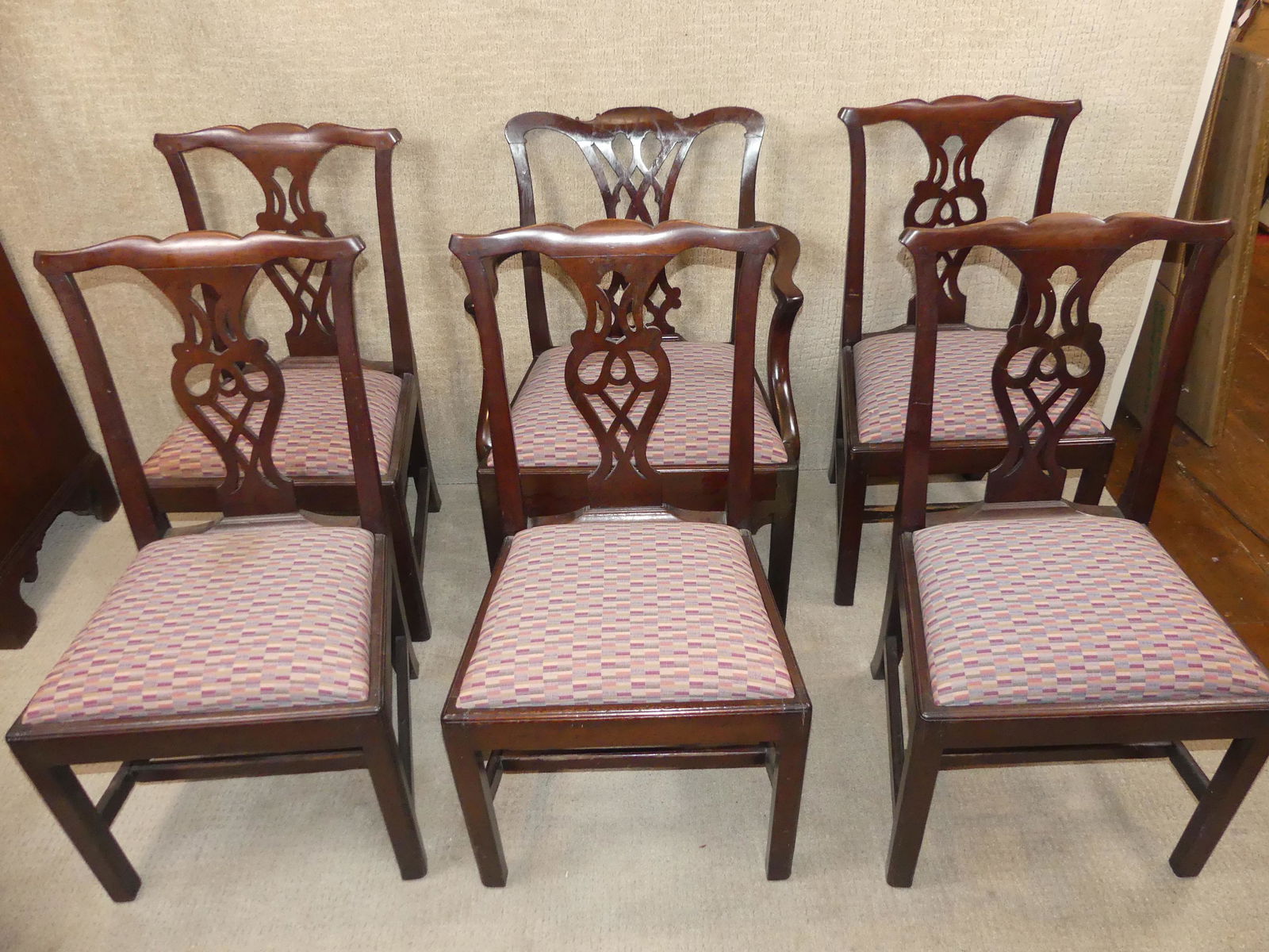 7 CHIPPENDALE ANTIQUE DINE CHAIRS (1 of 6)