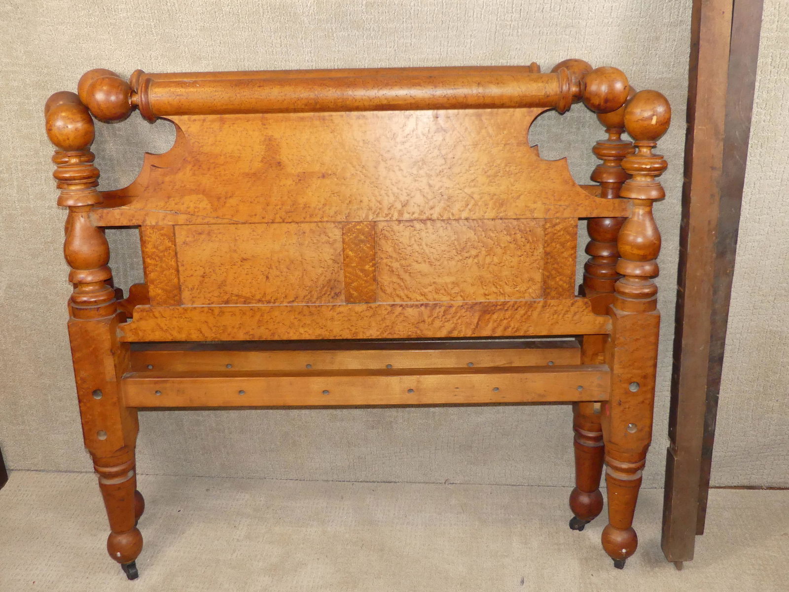 ANTIQUE BIRDSEYE MAPLE BED (1 of 4)