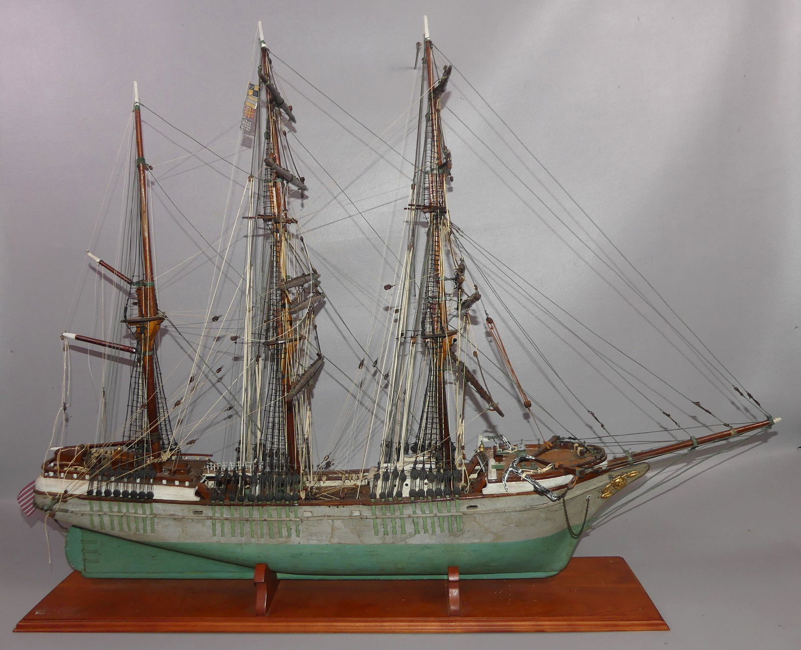 OLD SHIP MODEL - SNOWDEN BOSTON (1 of 8)