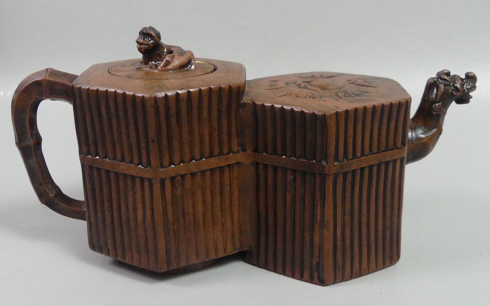 CHINESE POTTERY TEAPOT - SIGNED (1 of 5)