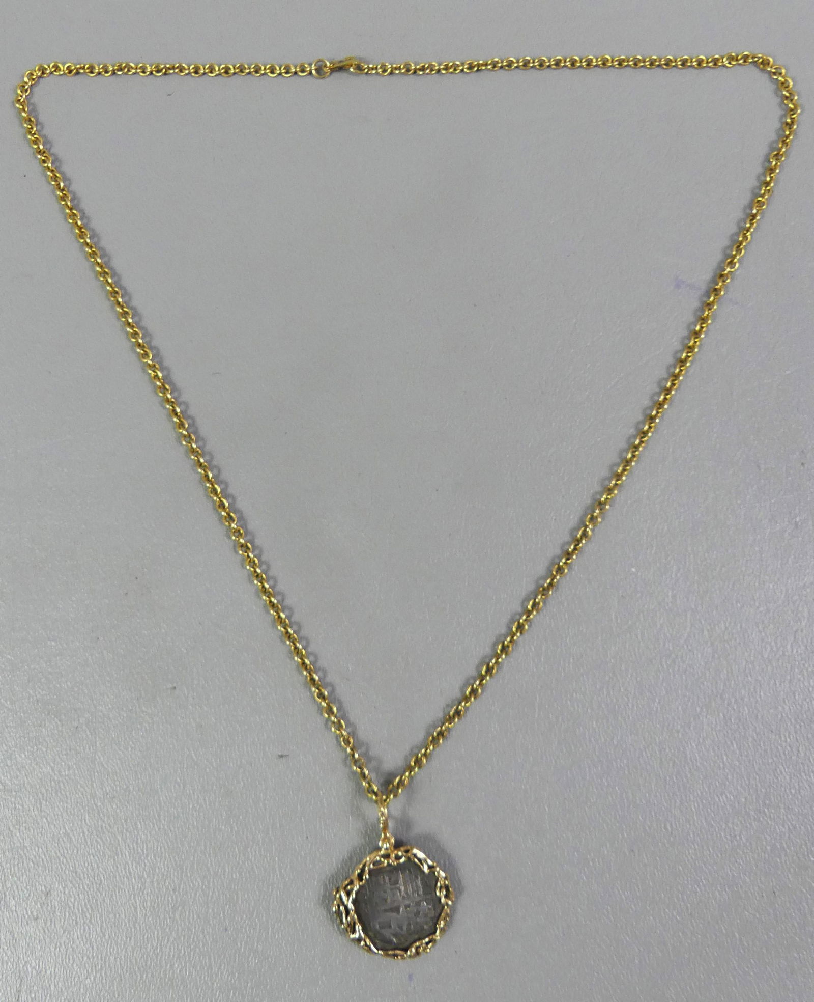 14k GOLD CHAIN W/COIN PENDANT (1 of 3)