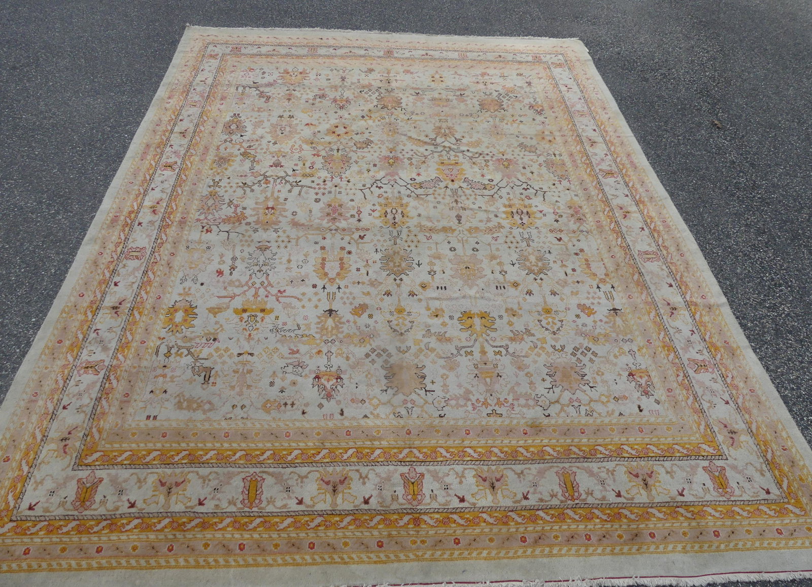 OLD 10 X 14 FT OUSHAK STYLE CARPET (1 of 5)