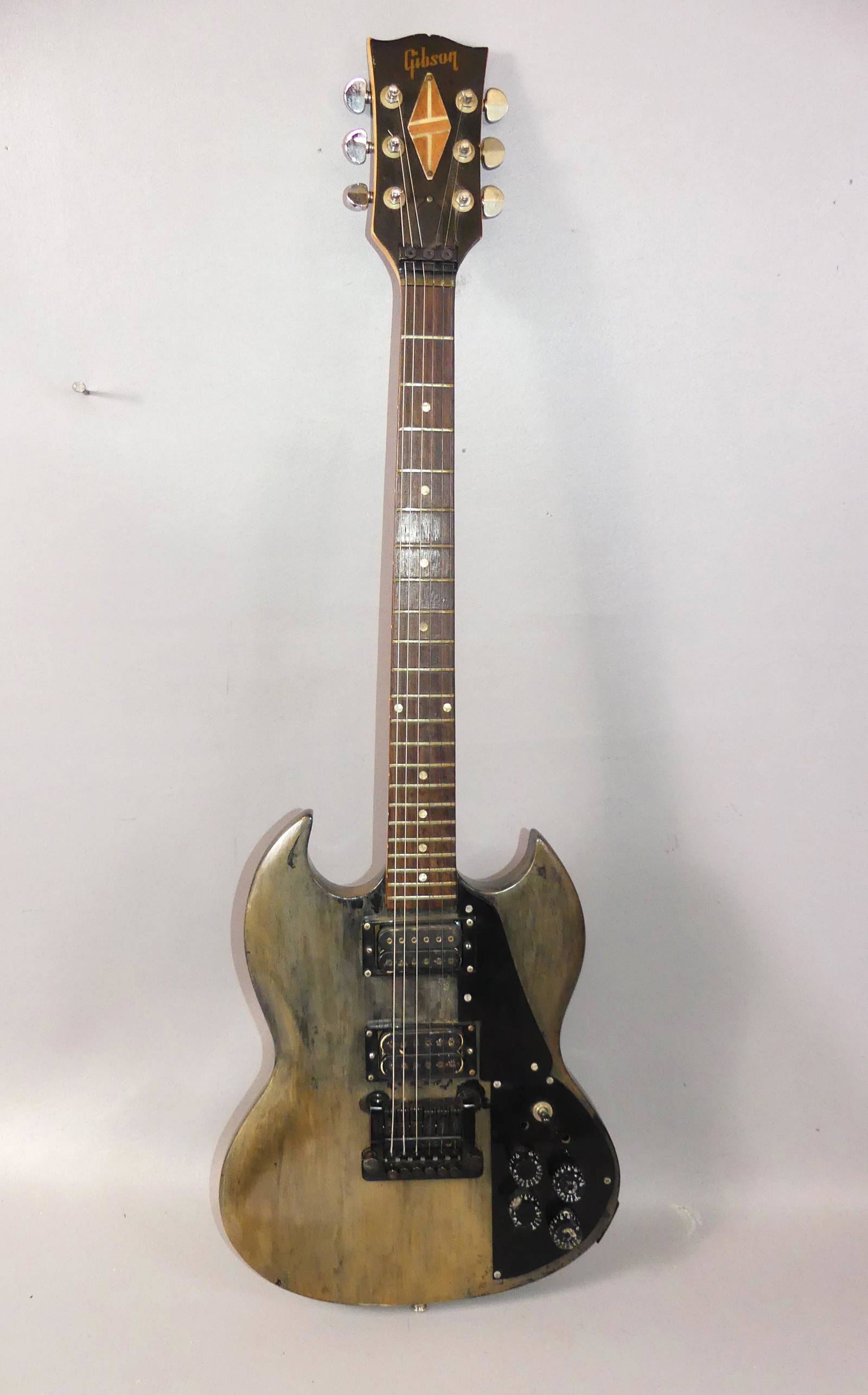 Vintage Gibson Electric Guitar Auction