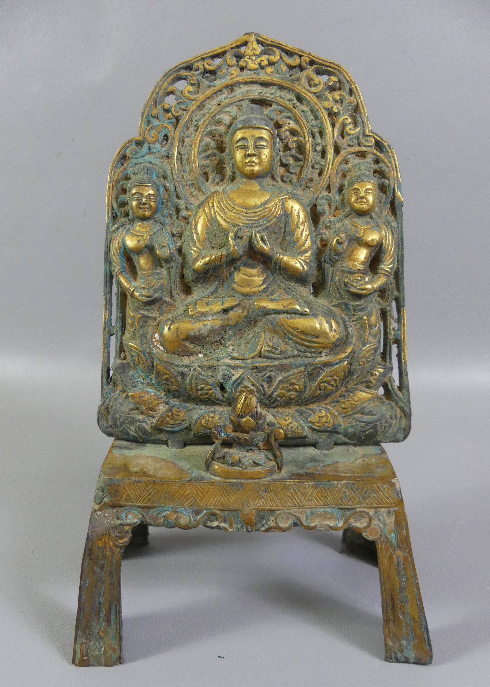 GILT CHINESE PLAQUE ON STAND (1 of 3)