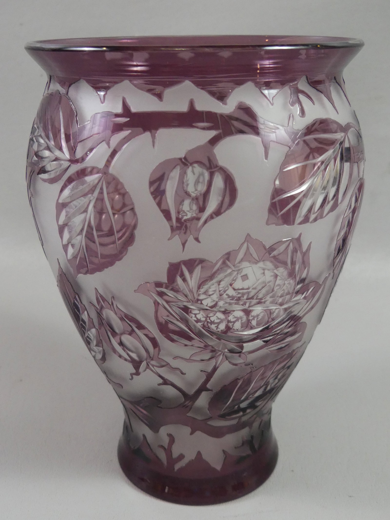 LOETZ BLUMENSCHLIFF OVERLAY CUT GLASS VASE: Lovely art glass overlay vase in violet cut to clear (similar to cameo glass) by Loetz in the Blumenschliff design circa 1927. Art Nouveau floral designs. This is catalog PN111-512. Fine condition.