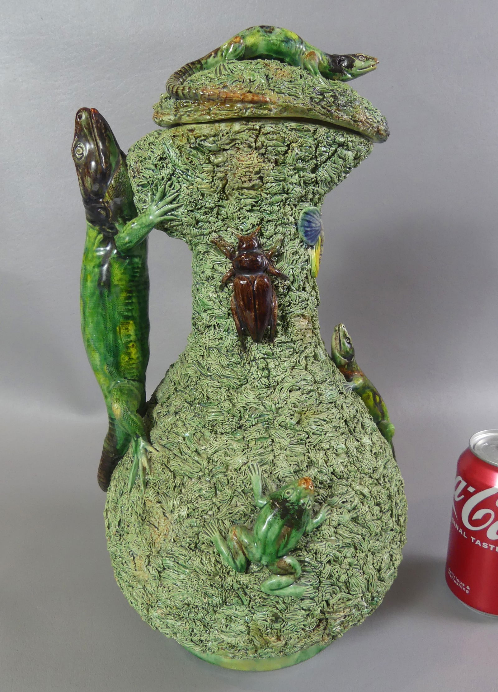 ANTIQUE PALLISSYWARE JUG WITH REPTILES (1 of 5)