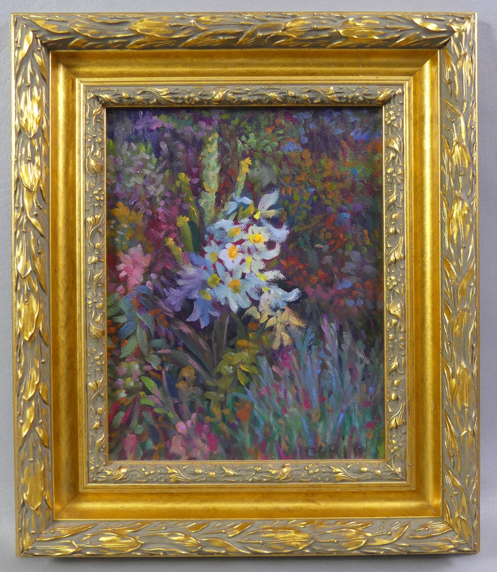 GERI GORDON STILL LIFE PAINTING: Modern oil on canvas still life painting of wildflowers signed GERI (Gordon). 10 x 8 in, framed 14.5 x 12.5 in. (Gordon is an Alexandria VA artist)