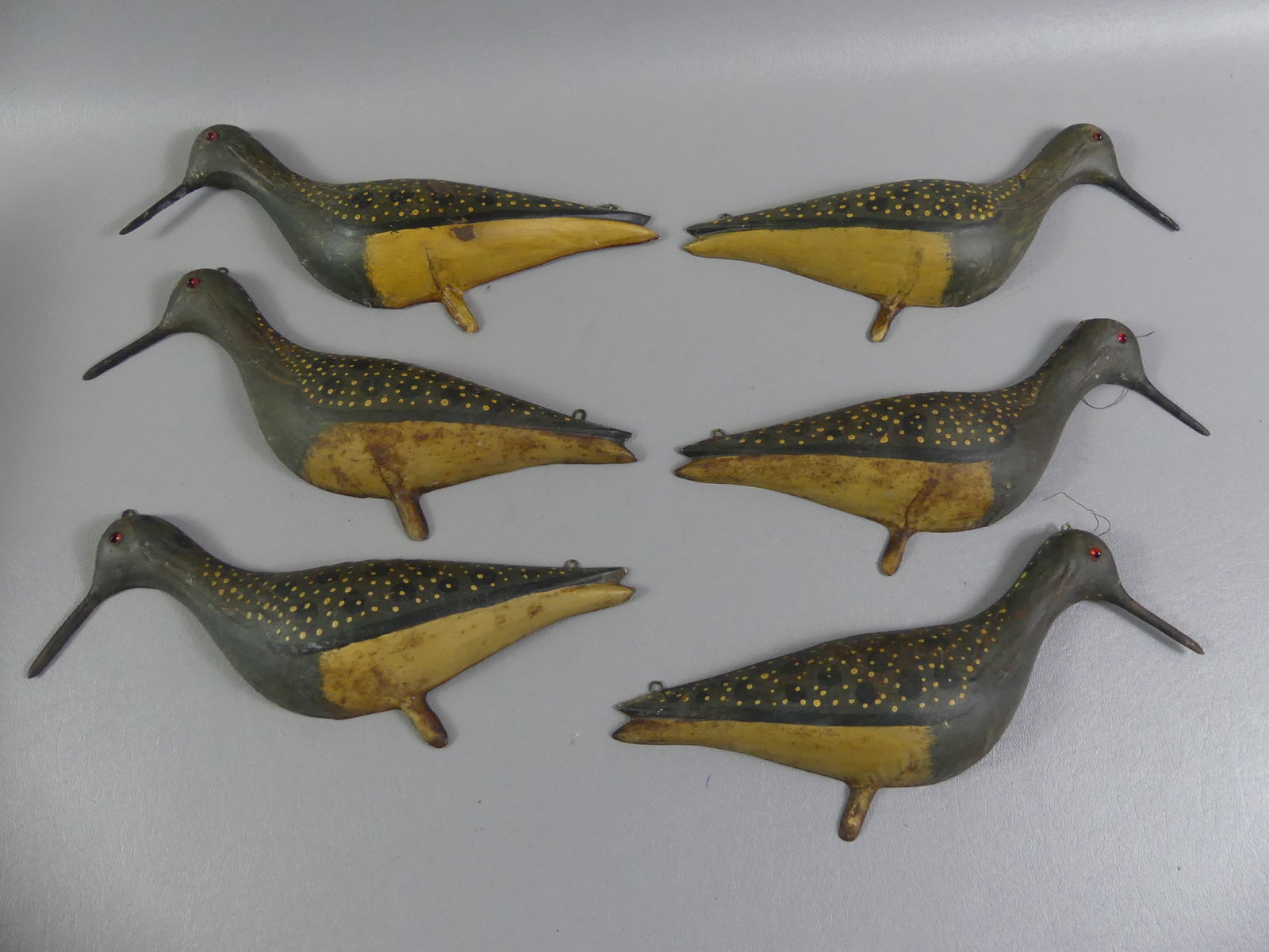 3 ANTIQUE TINNY SHORE BIRD DECOYS: Lot of 3 antique shore bird tinnies with glass eyes - paint in superb condition. No bases. Unsigned 11 in long.