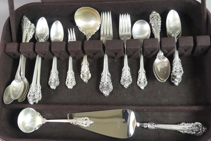 WALLACE GRAND BAROQUE STERLING FLATWARE
