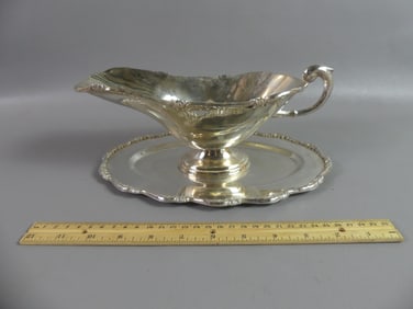 STERLING GRAVY BOAT ON TRAY