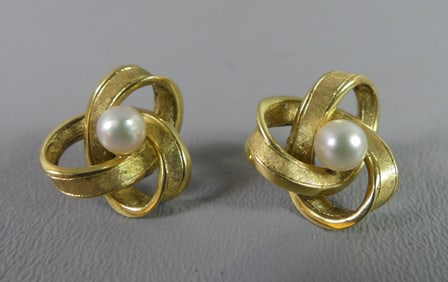 PAIR 14K GOLD & PEARL EARRINGS