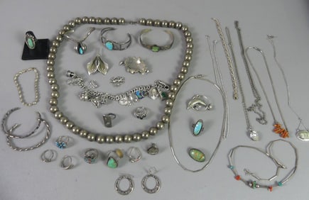 GROUP OF STERLING SILVER JEWELRY